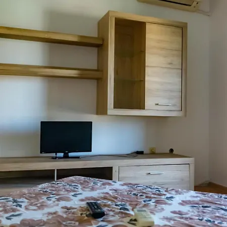 Prime Location With Free Parking Sofia